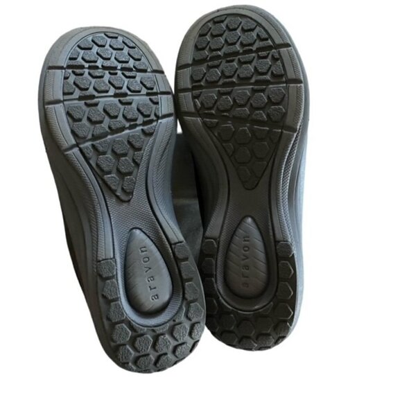 Aravon Beaumont Black Leather Stretchable Slip On Shoe - Picture 4 of 7